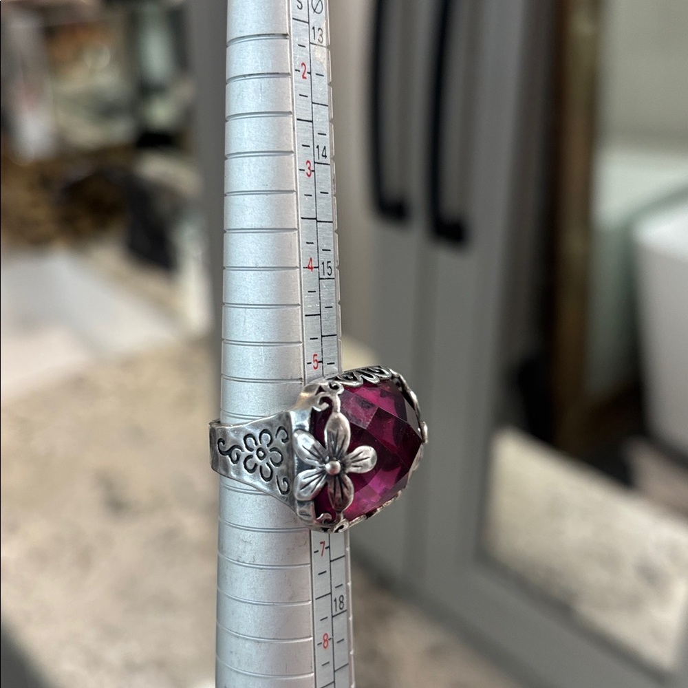 Silpada berry-licius raspberry Ring - Picture 12 of 17